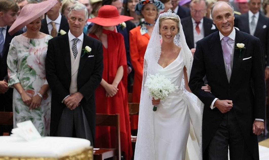 Η πριγκίπισσα Μαρία Λάουρα του Βελγίου ντύθηκε νύφη - Η τεράστια ουρά, η τιάρα, τα καπέλα της βασίλισσας & της διαδόχου (φωτό) - Κυρίως Φωτογραφία - Gallery - Video