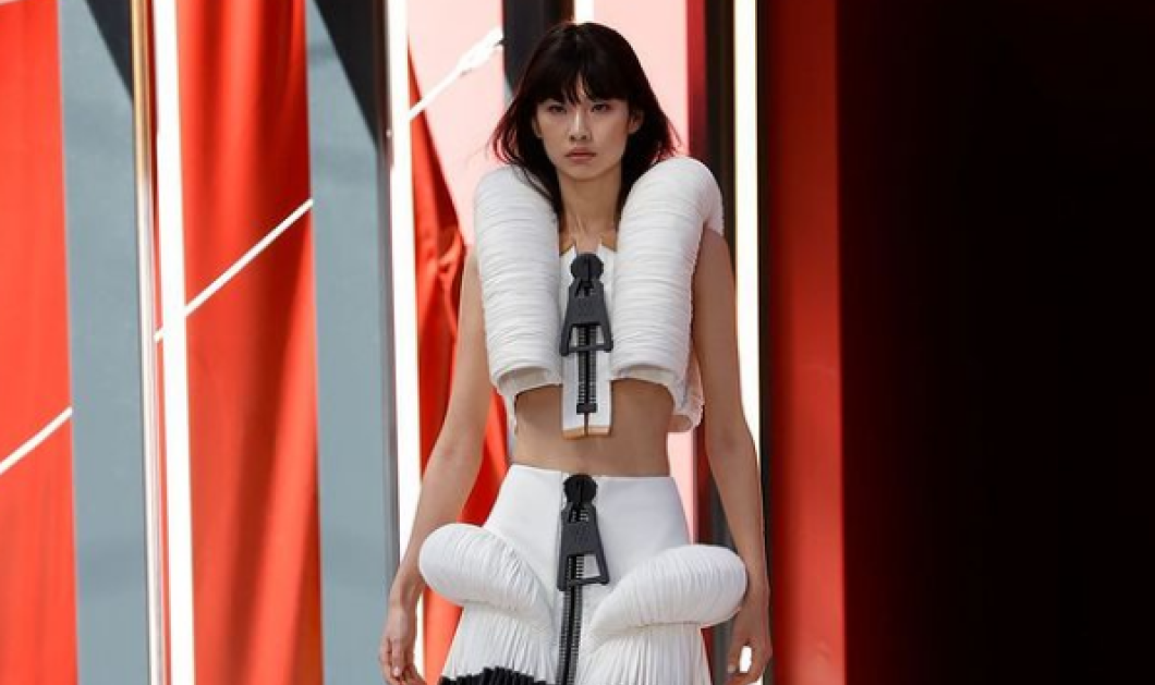 Louis Vuitton - Εβδομάδα Μόδας Παρισιού: Ο οίκος που προτιμά & η Μπριζίτ Μακρόν έδειξε τη νέα του κολεξιόν για την Άνοιξη 2023 και ο πλανήτης των γυναικών σείστηκε (φώτο) - Κυρίως Φωτογραφία - Gallery - Video