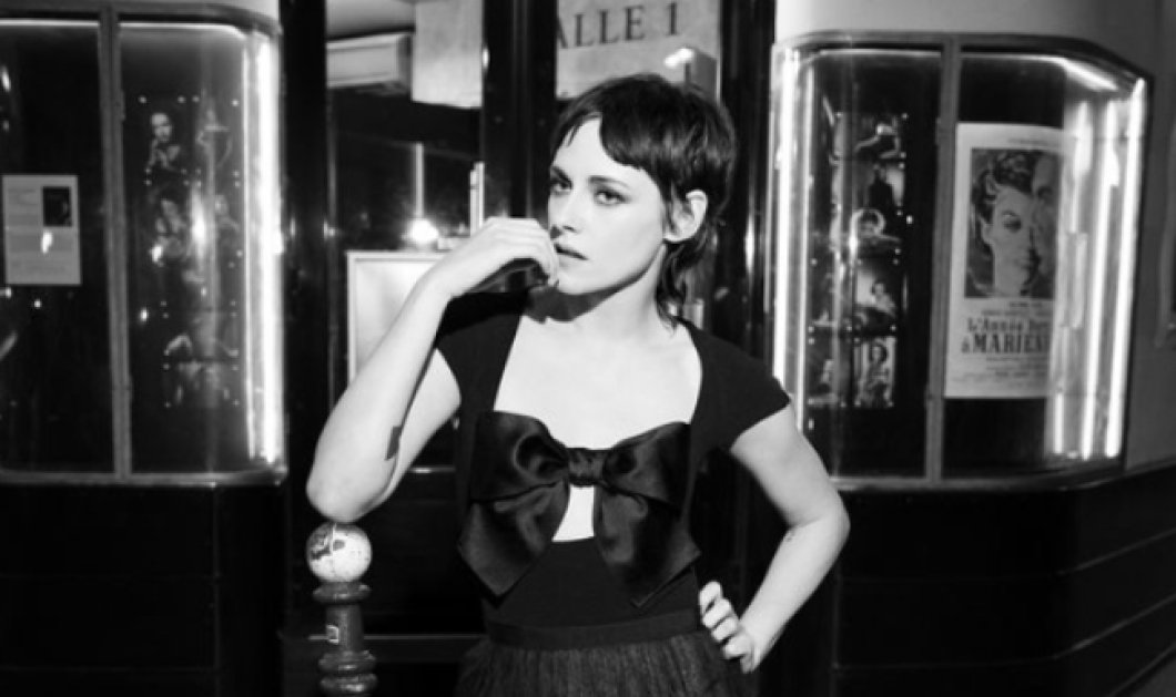 Chanel: Η γοητεία του άσπρου μαύρου γκρι με ένα τόνο ροζ - Τα νέα Ready-to-Wear ρούχα του εμβληματικού οίκου  - Κυρίως Φωτογραφία - Gallery - Video