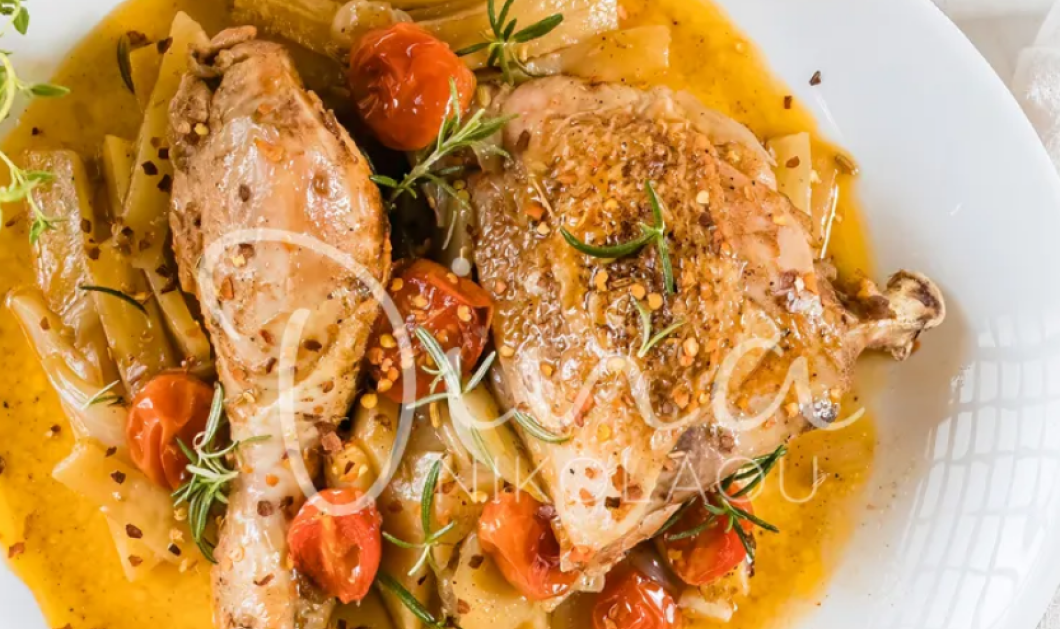 Ντίνα Νικολάου: Κοτόπουλο στην κατσαρόλα με σελινόριζα, ντοματίνια και δεντρολίβανο - Για όσους έχουν βαρεθεί τις κλασσικές συνταγές  - Κυρίως Φωτογραφία - Gallery - Video