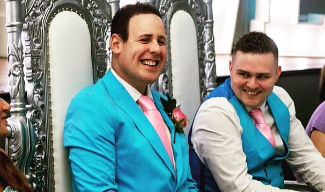 Τους είπαν όχι 31 φορές! Το gay ζευγάρι αντάλλαξε όρκους στο Λονδίνο - Η πρόταση γάμου στην Κρήτη (φωτό) - Κυρίως Φωτογραφία - Gallery - Video