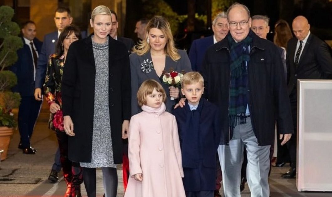 Tres chic η πριγκίπισσα Σαρλίν με Louis Vuitton σύνολο - Στα ροζ η μικρή Γκαμπριέλα - Με κοστούμι η κόρη της πριγκίπισσας Στεφανί (φωτό) - Κυρίως Φωτογραφία - Gallery - Video