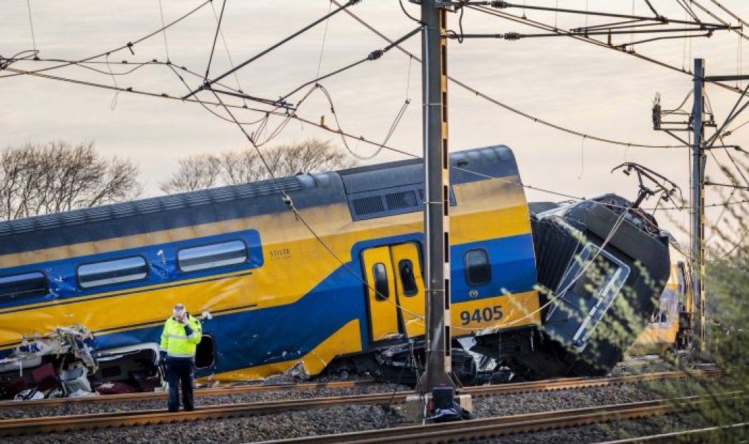 Εκτροχιασμός τρένου στην Ολλανδία: 1 νεκρός, 30 τραυματίες - Προσέκρουσε σε γερανό κατασκευών (φωτό - βίντεο) - Κυρίως Φωτογραφία - Gallery - Video