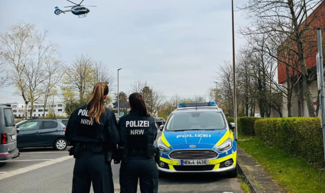 Φρίκη στη Γερμανία: 14χρονος μαχαίρωσε και σκότωσε 6χρονο στο γήπεδο ποδοσφαίρου - Απειλούσε παιδιά ζητώντας χρήματα - Κυρίως Φωτογραφία - Gallery - Video