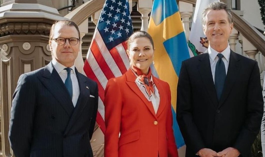 Η πριγκίπισσα Βικτώρια της Σουηδίας από την Αμερική: Μας δείχνει το πιο κομψό office look με κατακόκκινο κοστούμι & σικ μαντήλι (φωτό)  - Κυρίως Φωτογραφία - Gallery - Video