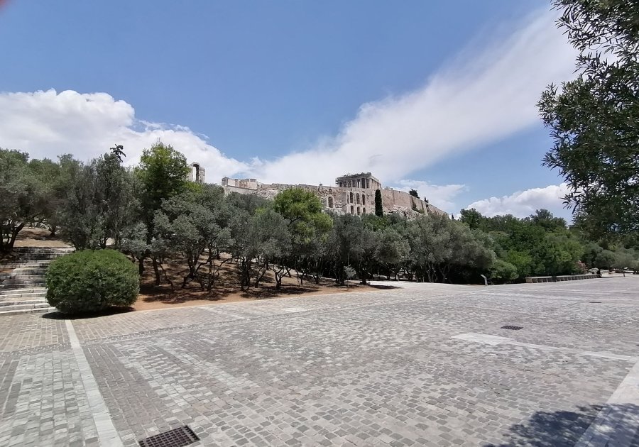 Διονυσίου Αρεοπαγίτου: Ο ωραίος περίπατος της Αθήνας | eirinika.gr